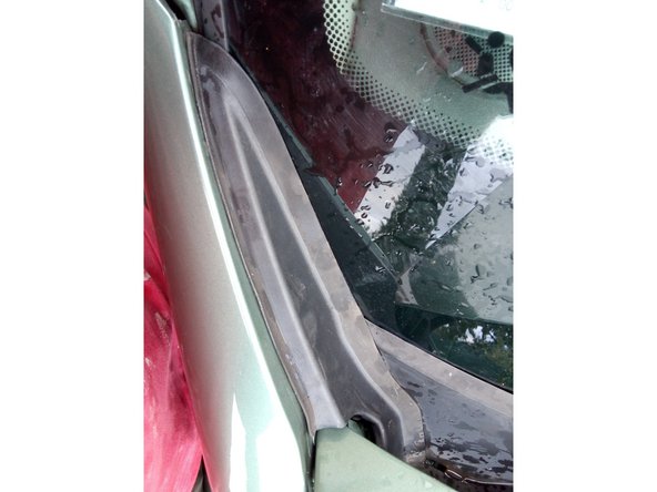 Retirer les clips de fixation