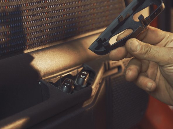 
Unclip the window lifter control trim
