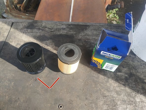 comparer le filtre neuf avec le filtre usagé (taille, diamètre, référence)