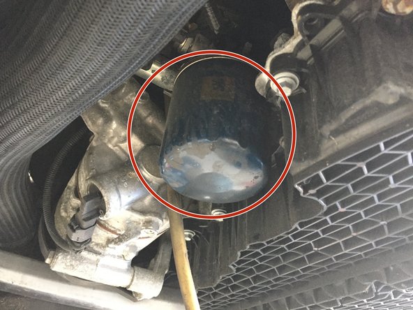 Dévisser le filtre à huile