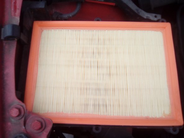 photos 2 installation du nouveau filtre à air