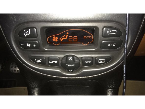 Mettre le chauffage et la ventilation sur la position Maximum