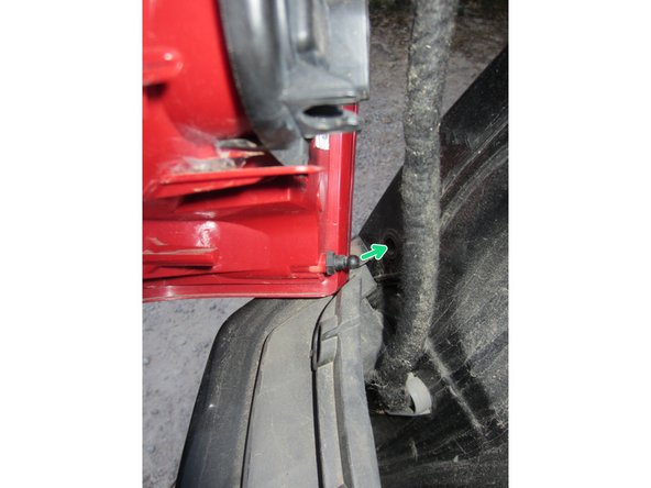 Insérer le détrompeur dans le plot caoutchouc