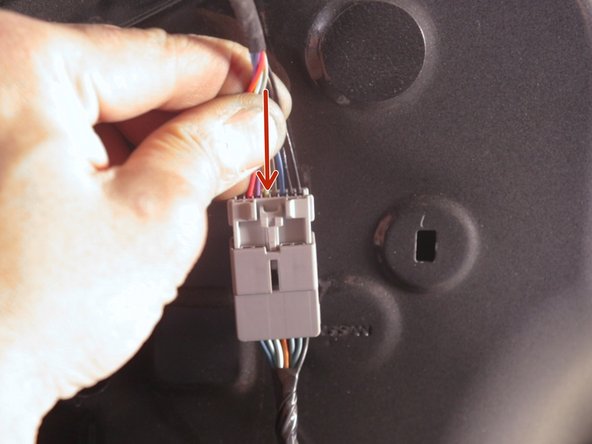 Rebrancher le connecteur du rétroviseur