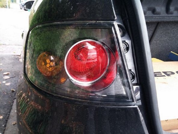 Voilà le nouveau feu arriére monté