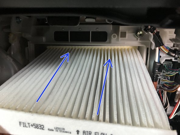 Installer le nouveau filtre dans son emplacement