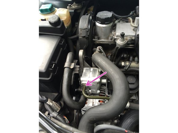 Replacer la bride arrière sans serrer