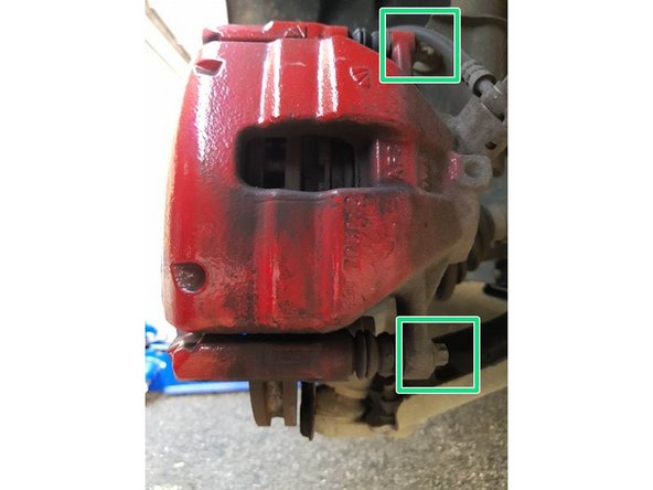 
Place the brake caliper opposite the screw threads then screw the caliper, use a 10 flat wrench, firmly screw in the 2 screws which hold it.
