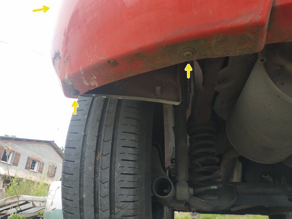 et les 3 vis du bas, clé torx T20