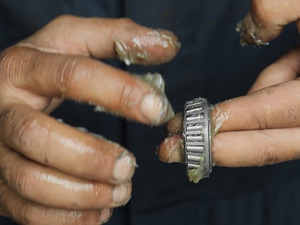 Graissez les nouveaux roulements