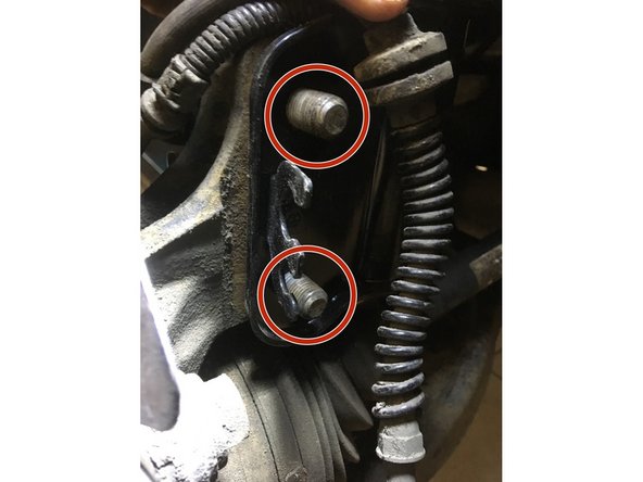 Installer les deux vis