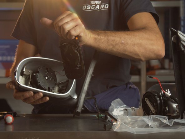 Tirer sur le miror pour le déclipser