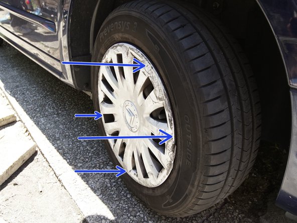 Resserrez les 4 écrous