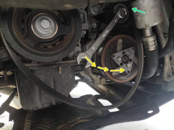 Insérer une pige pour bloquer le tendeur en position