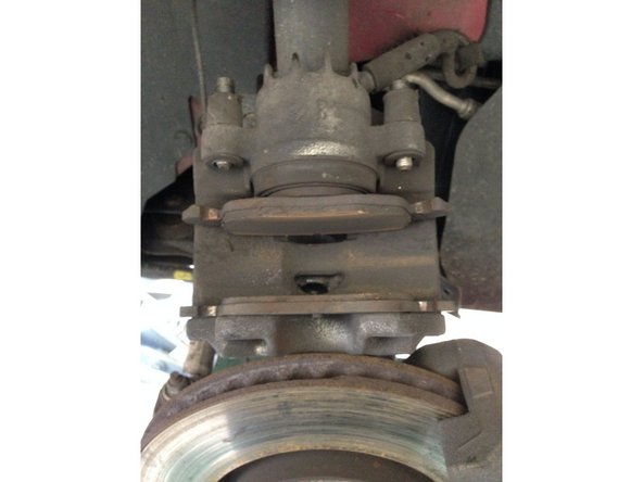 Retirer les plaquettes de l'étrier