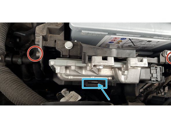 Puis faire suivre les parties rouge à clipser.