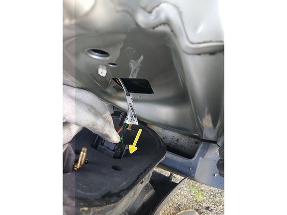 
Connect the fire plug by pressing (you should hear a "click")
