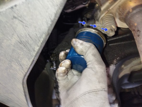 J'ai pour habitude de remplir ces filtres d'huile avant de les monter mais ce n'est pas une obligation.