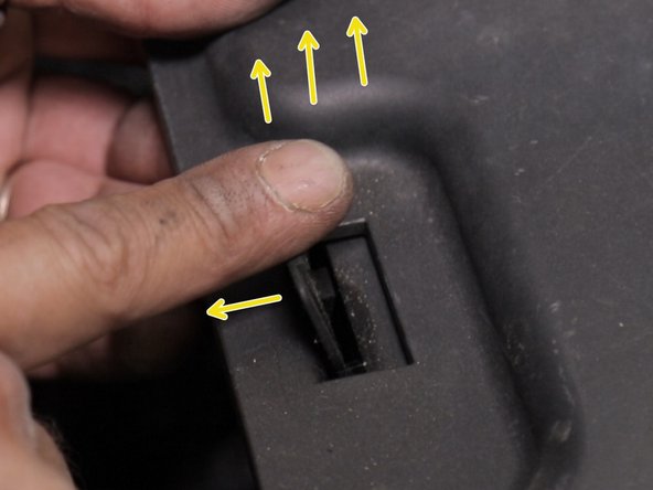 Retirer le couvercle en bout du manchon d'arrivée d'air