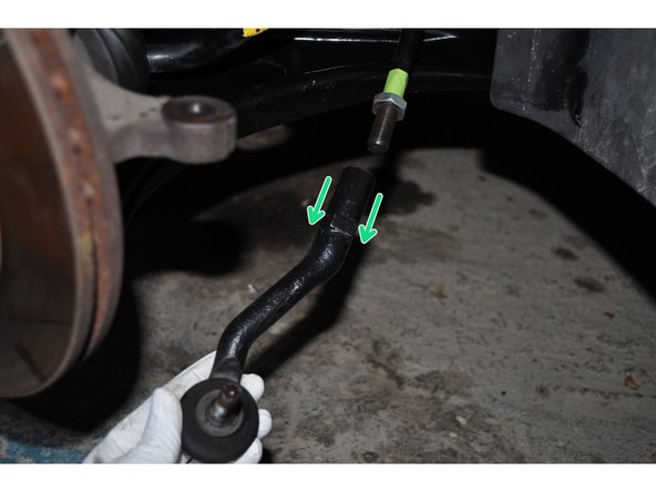 Compter le nombre de tour, il servira lors de la repose de la nouvelle rotule