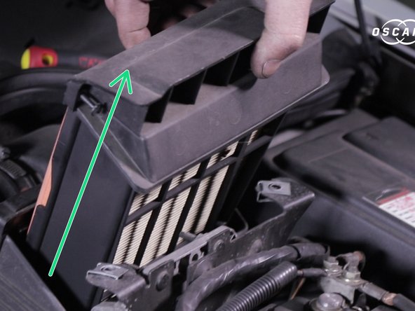 Tirer le filtre vers le haut pour le sortir de son emplacement