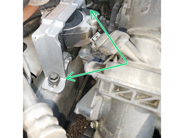 Repositionner les 2 vis. Serrer au couple (65N.m) à l'aide d'un clé dynamométrique