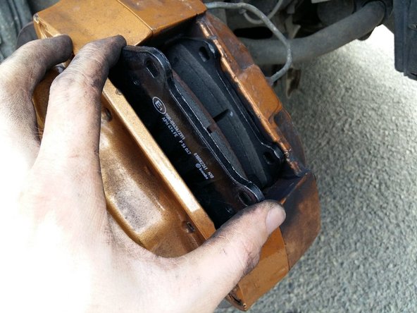 Remonter les nouvelles plaquettes