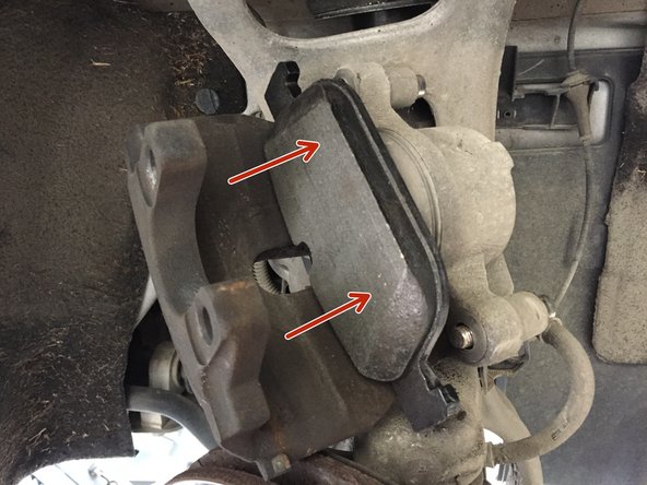 
Install the new brake pads
