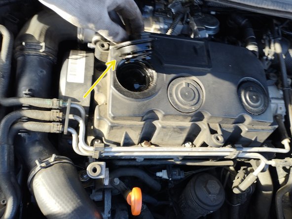 Retirer le bouchon de remplissage .