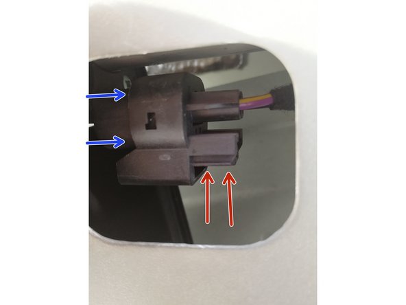 Cette étape est un peu difficile car l'espace est restreint.