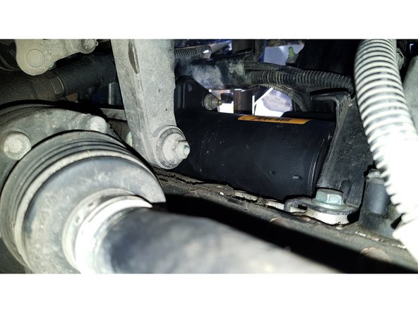 Le reste du remontage s'effectue en sens inverse.