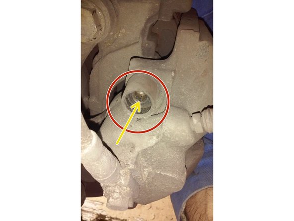 A l'intérieur du capuchon