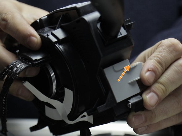 Retirer le cache pour installer la ou les commandes