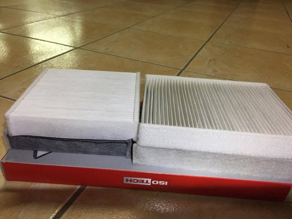 Vérifiez bien que le filtre neuf correspond à votre ancien filtre (dimensions), avant de passer à l'étape suivante