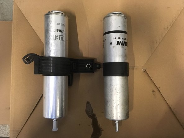 Installer le support de maintien sur le nouveau filtre