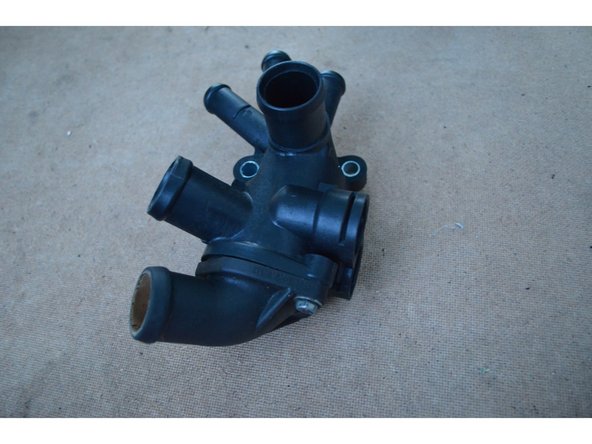 Placez le joint du boîtier.