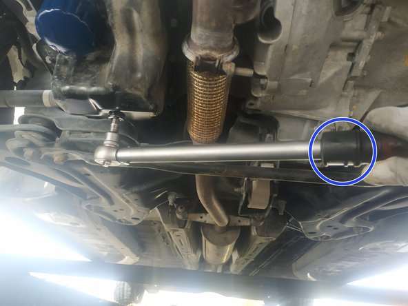 et finir le serrage à la clé, couple de 42N.m