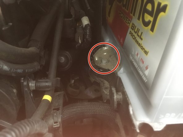 Remettre la patte de maintien pour la bloquer