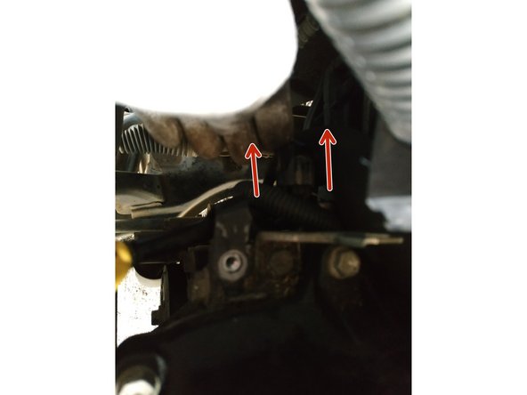 débrancher la prise du déphaseur en appuyant sur la languette et en tirant