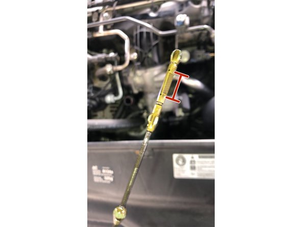 Vérifier votre niveau d'huile via la jauge de niveau d'huile