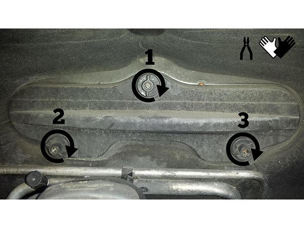 Pour le remontage, réaliser l'opération en sens inverse et si besoin, vous aider de la pince pour serrer les vis.