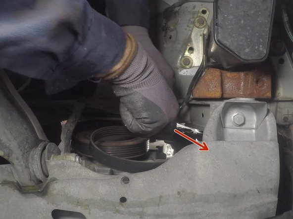 Relacher délicatement le tendeur , retirer la clé