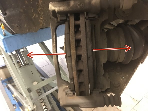 Démonter les anciennes plaquettes de frein