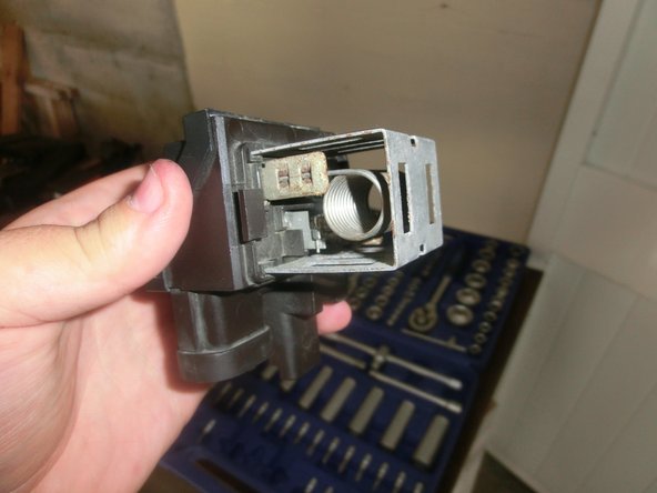 Comparer à présent la nouvelle et l'ancienne pièce.