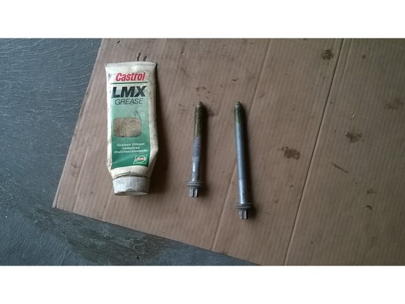 graisser les vis étoile avant la repose