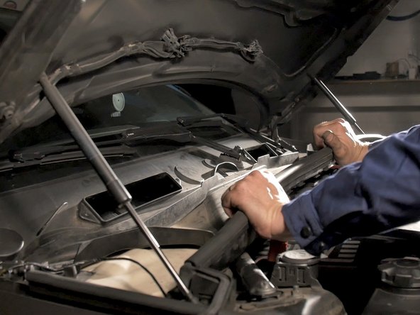 Replacer la baie de pare-brise