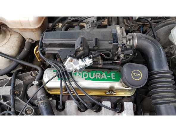 présentez la vanne puis fixez-la