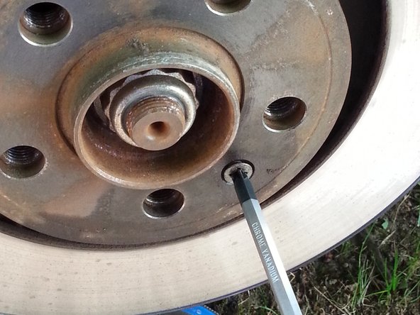 il ne faut surtout pas abîmé le flexible de frein