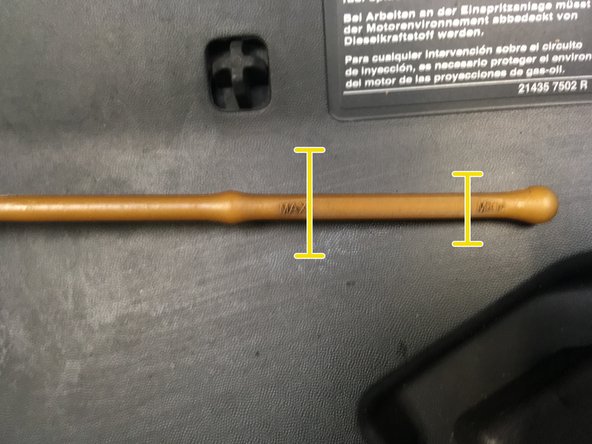 Verser l'huile préconiser par le constructeur dans le moteur par l'orifice de remplissage