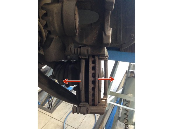 Démonter les plaquettes.